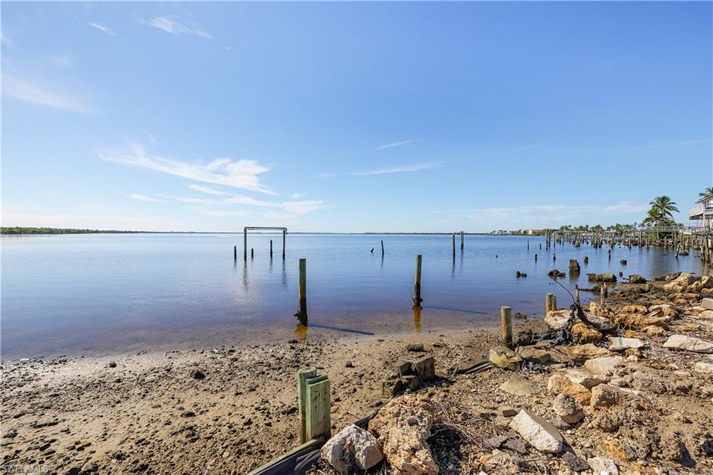 4225-4227 Pine Island Rd Nw Property Photo 10