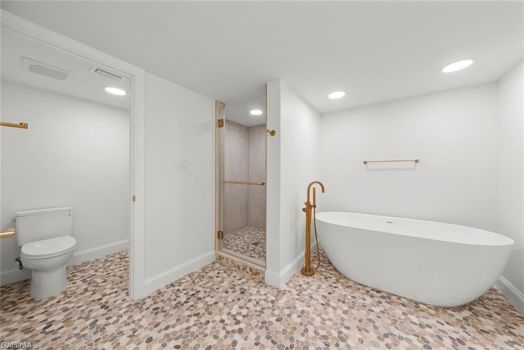3145 W Gulf Dr 102 Property Photo 28