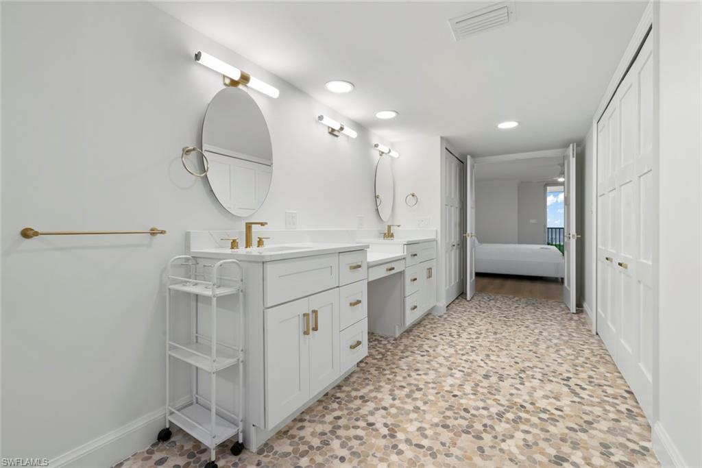 3145 W Gulf Dr 102 Property Photo 31