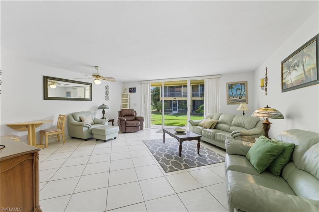 2907 Del Prado Blvd S B7 Property Photo 3