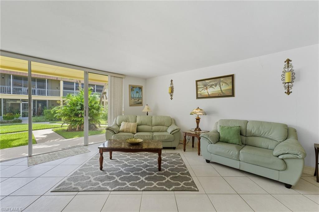 2907 Del Prado Blvd S B7 Property Photo 9