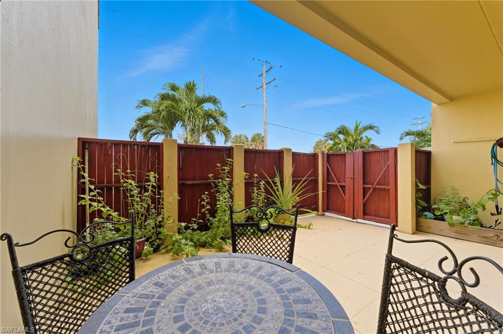 2907 Del Prado Blvd S B7 Property Photo 18