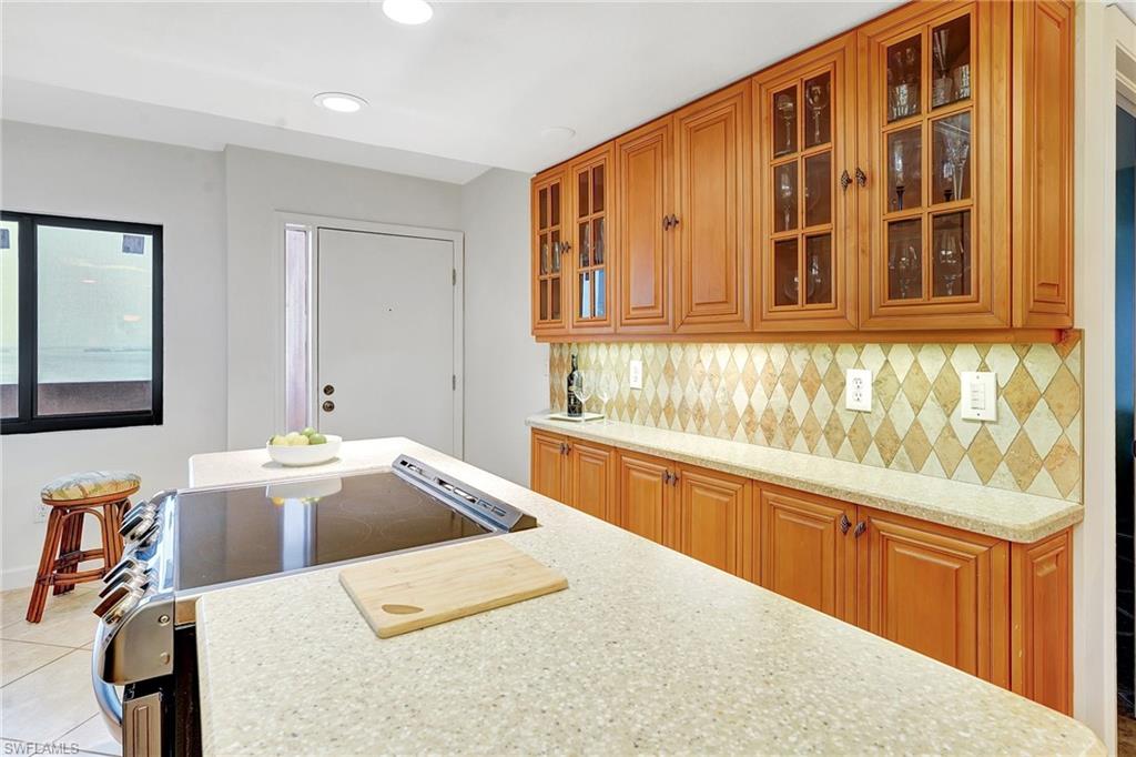 4263 Bay Beach Ln 714 Property Photo 15