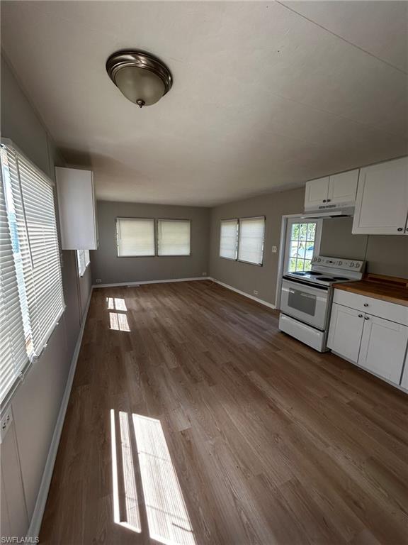 26186 Princess Ln Property Photo 7