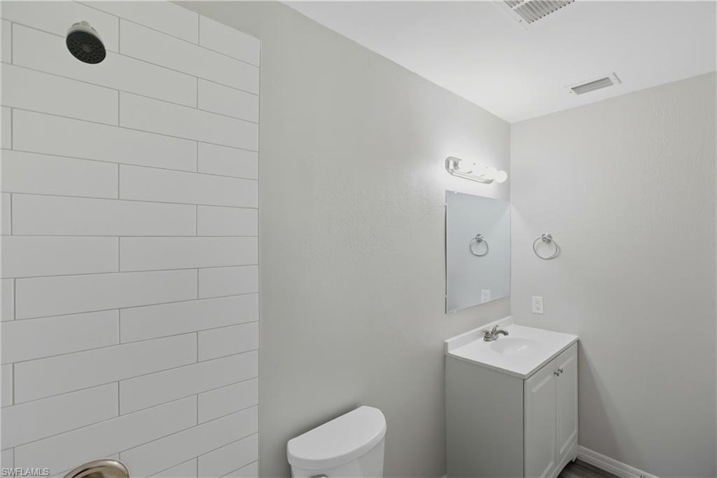 728 Tower Dr Property Photo 24