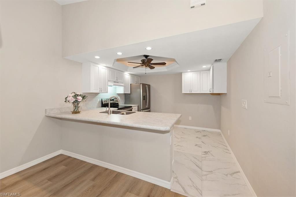 15630 Crystal Lake Dr 102 Property Photo 27