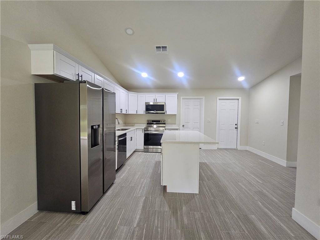 874 Apartment St E Property Photo 6