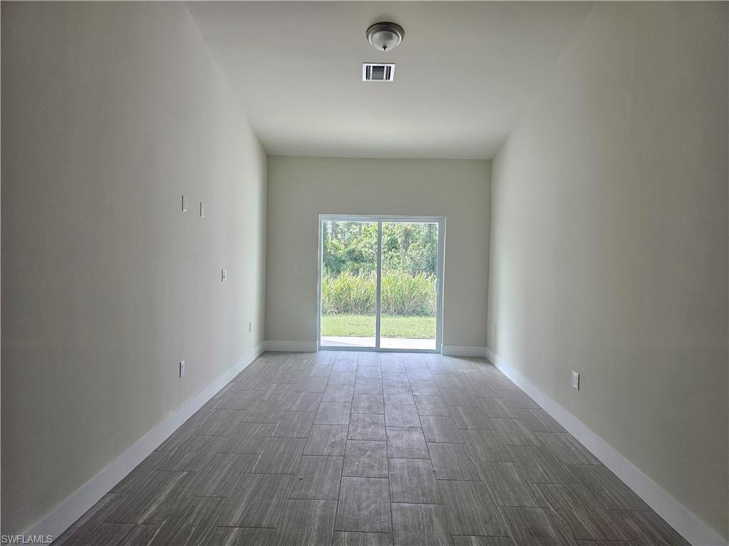 874 Apartment St E Property Photo 7