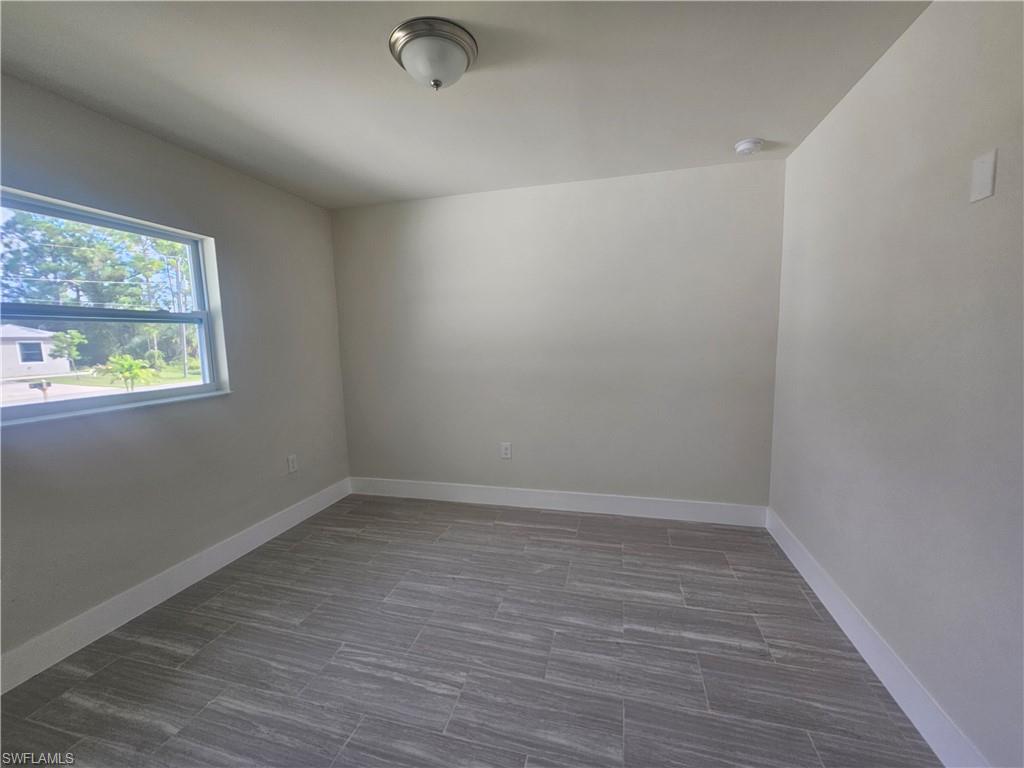 874 Apartment St E Property Photo 9