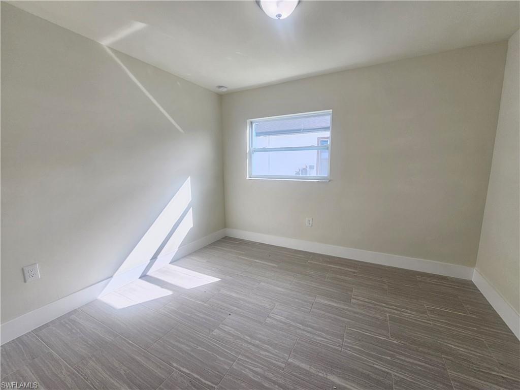 874 Apartment St E Property Photo 12