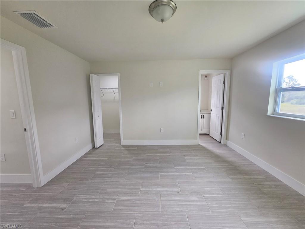 874 Apartment St E Property Photo 15