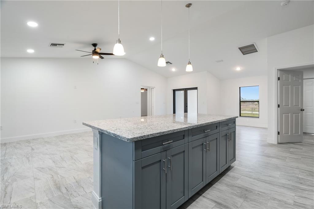 7537 19th Ter Property Photo 8