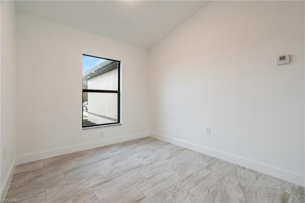 7537 19th Ter Property Photo 15