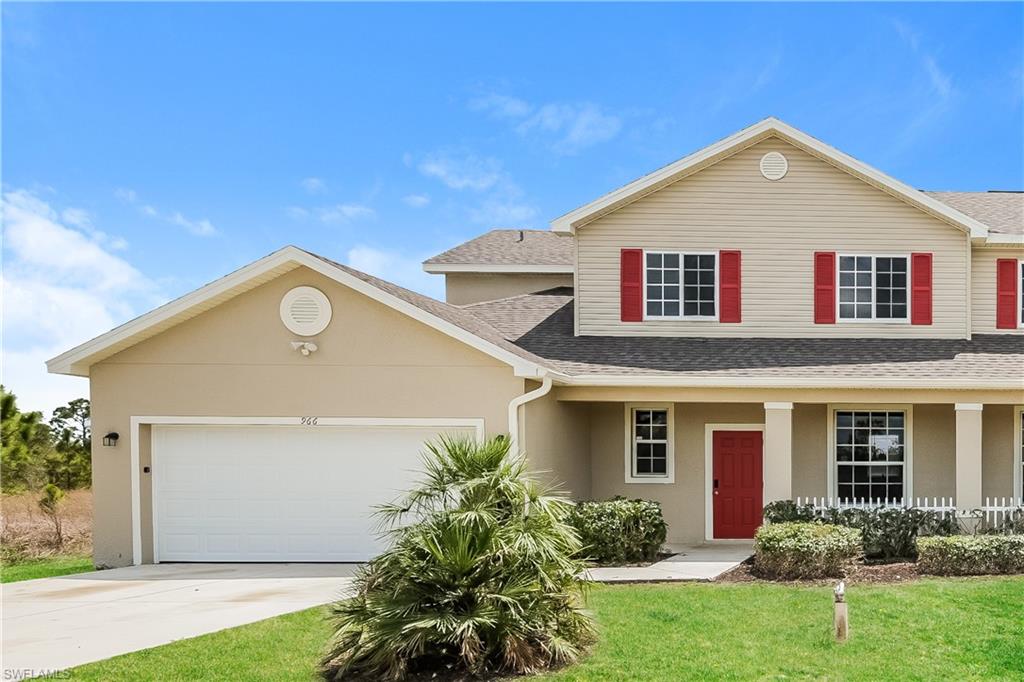 966 Ainsworth St W Property Photo 1