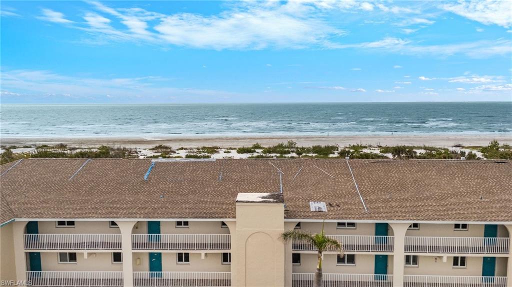 527 E Gulf Dr 204 Property Photo 4