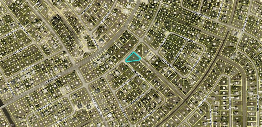 336 Pennfield St Property Photo 3