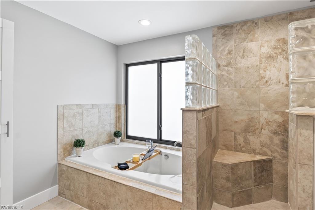 2420 Cherimoya Ln Property Photo 26