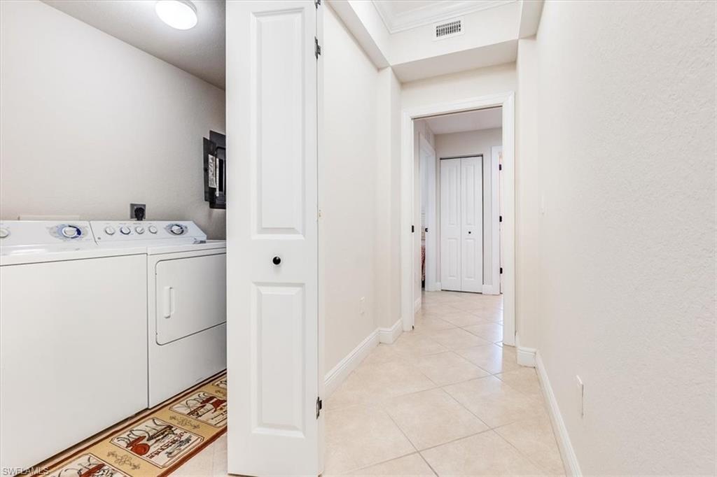 10060 Lake Cove Dr 202 Property Photo 29