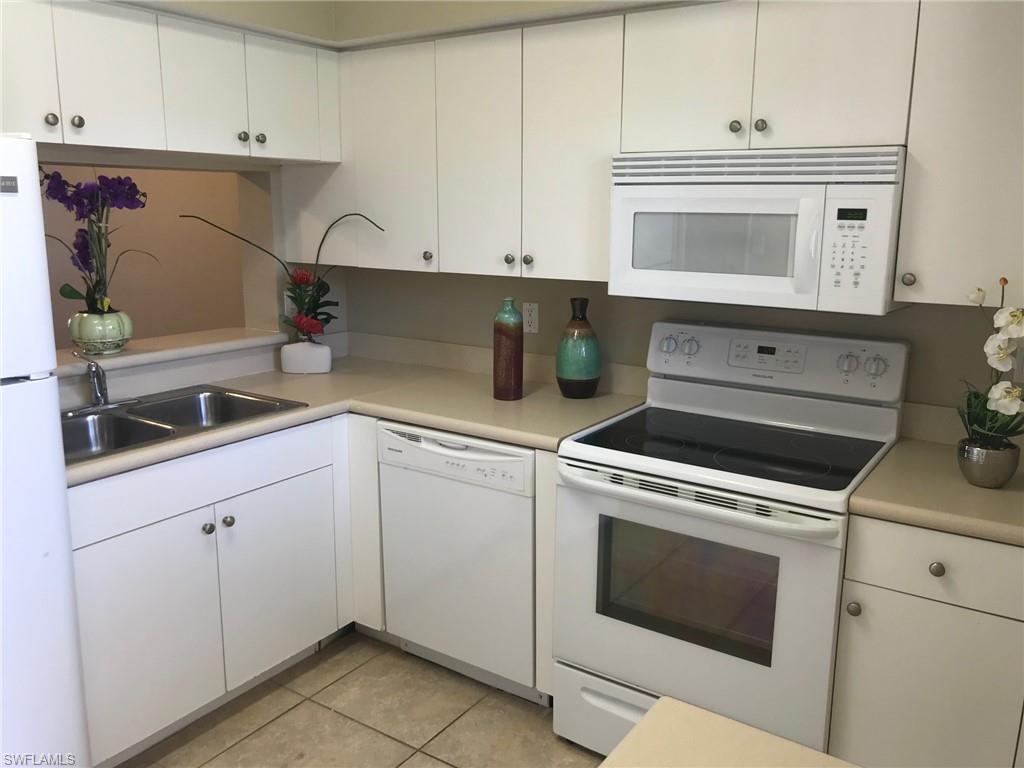 8342 Bernwood Cove Loop 807 Property Photo 10