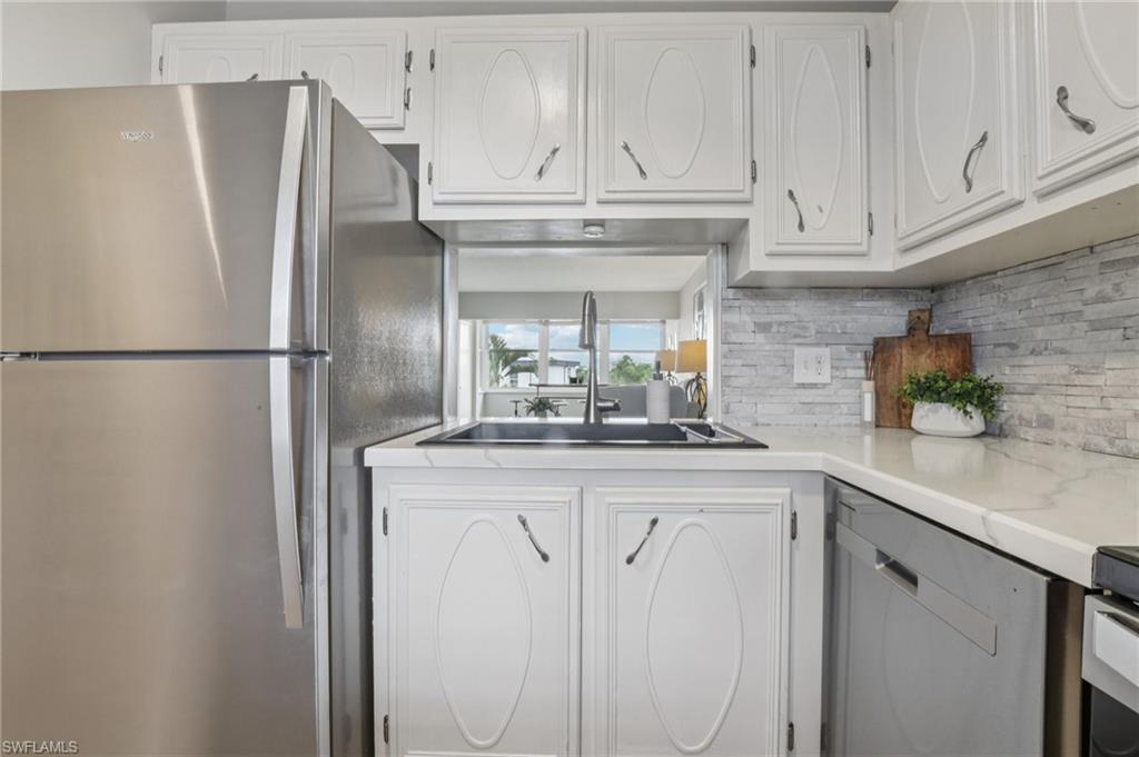1724 Pine Valley Dr 310 Property Photo 12