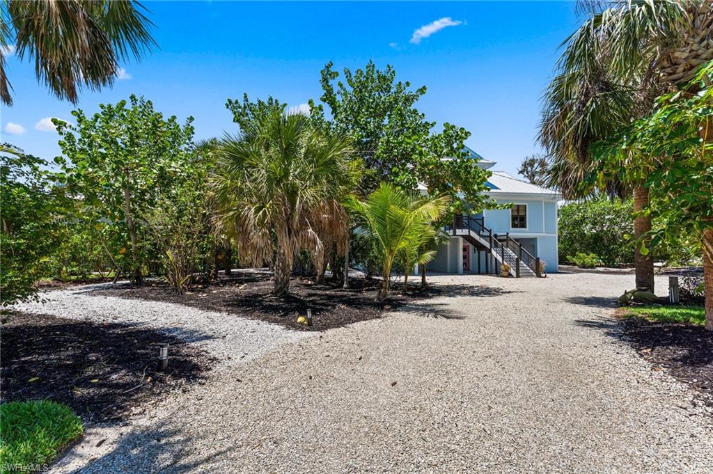 419 Lighthouse Way Property Photo 2