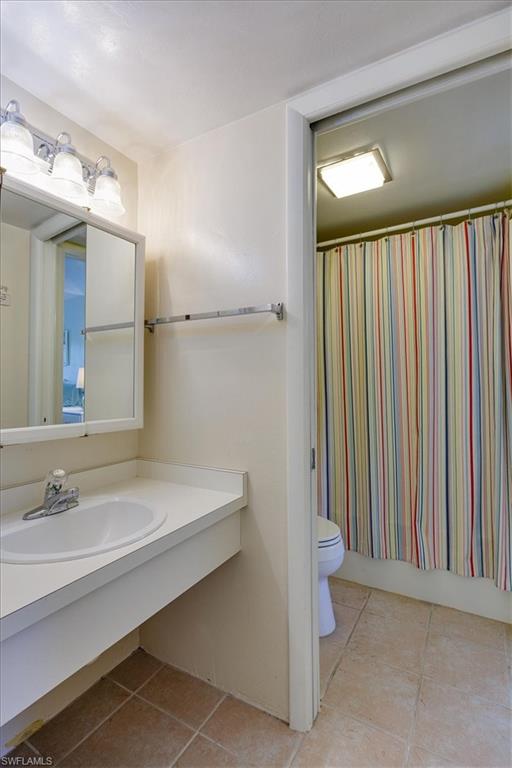 1250 Tennisplace Ct C25 Property Photo 12