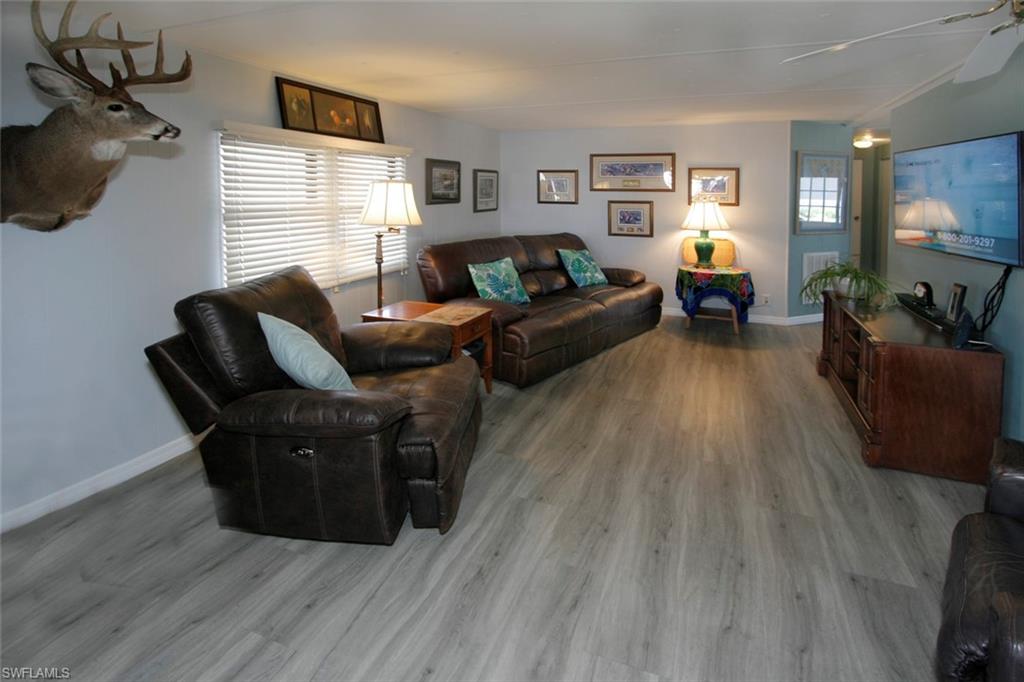 3059 Bounty Ln Property Photo 4
