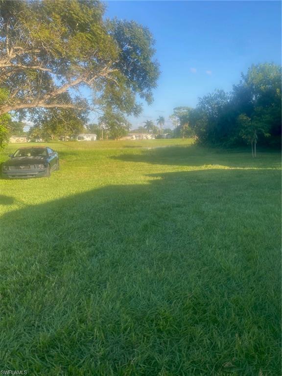 114 Oleander Rd Property Photo 6