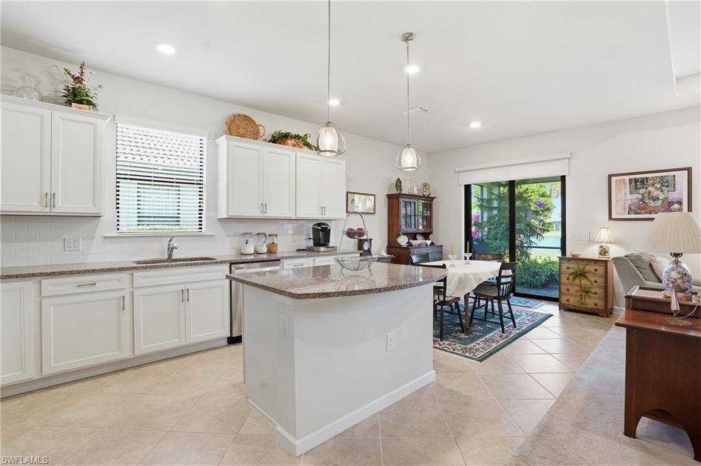 16083 Mistflower Dr Property Photo 14