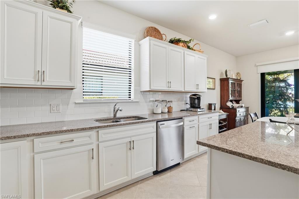 16083 Mistflower Dr Property Photo 19