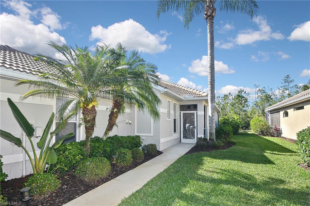 8156 Woodridge Pointe Dr Property Photo 3