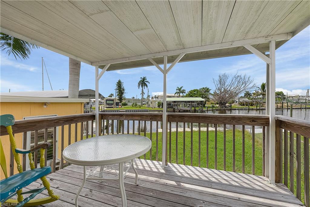 3851 Coconut Dr Property Photo 5