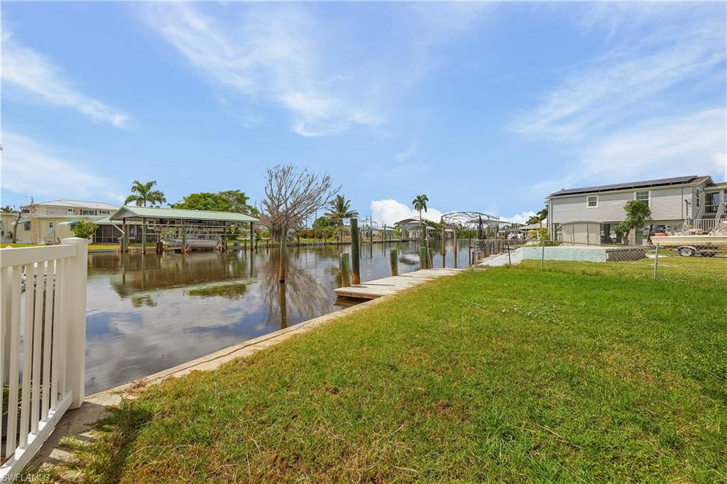 3851 Coconut Dr Property Photo 7