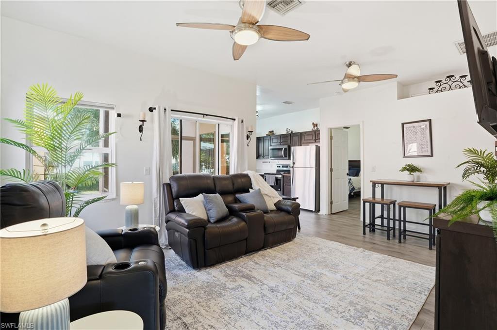 10733 Rio Mar Cir Property Photo 3