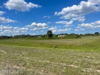 307 S Nancy Ln Property Photo 2