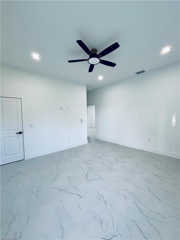563 Oakshire Ln Property Photo 24