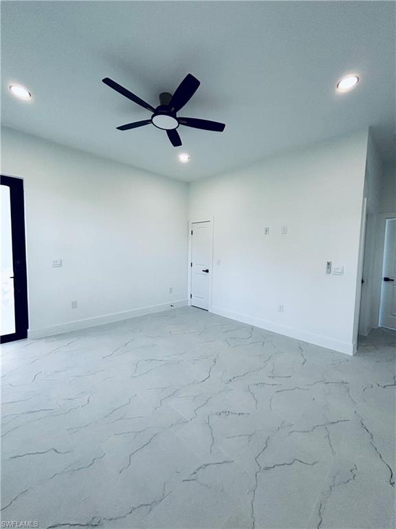563 Oakshire Ln Property Photo 25