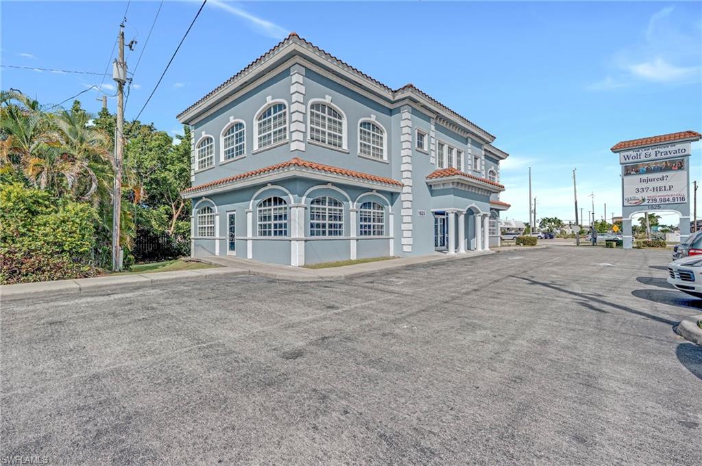 1825 Colonial Blvd Property Photo 2