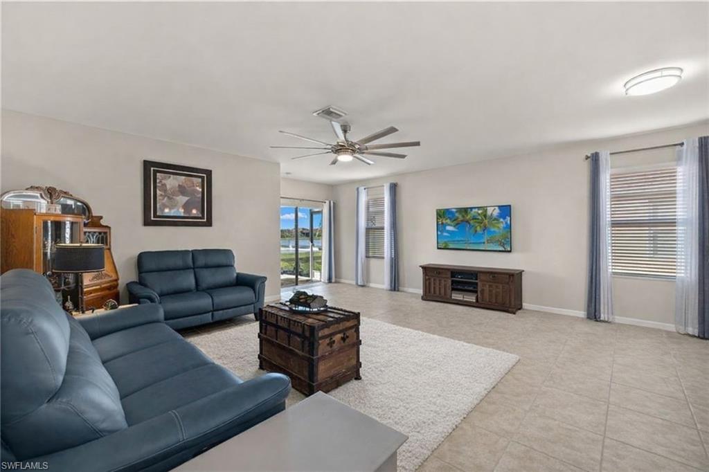 15259 Yellow Wood Dr Property Photo 10