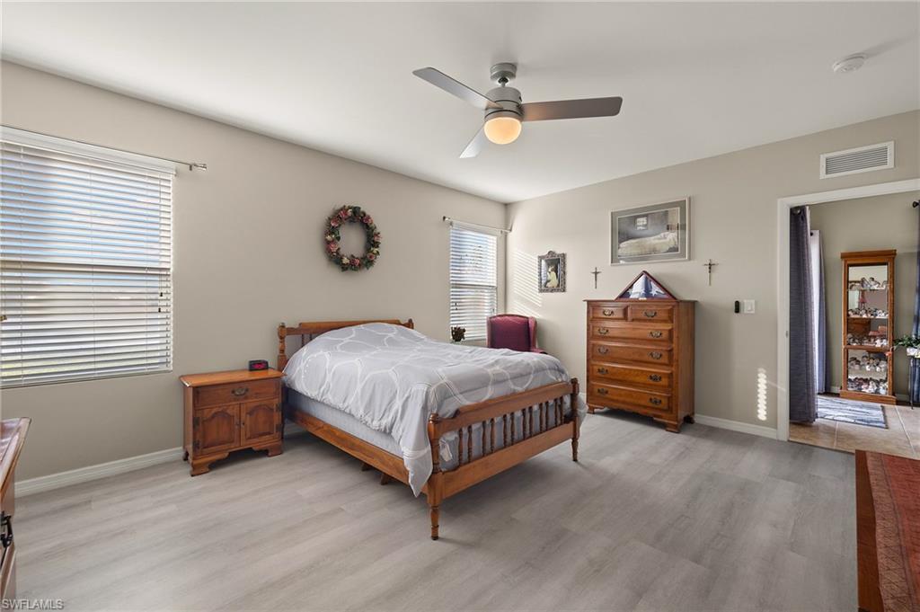 15259 Yellow Wood Dr Property Photo 13