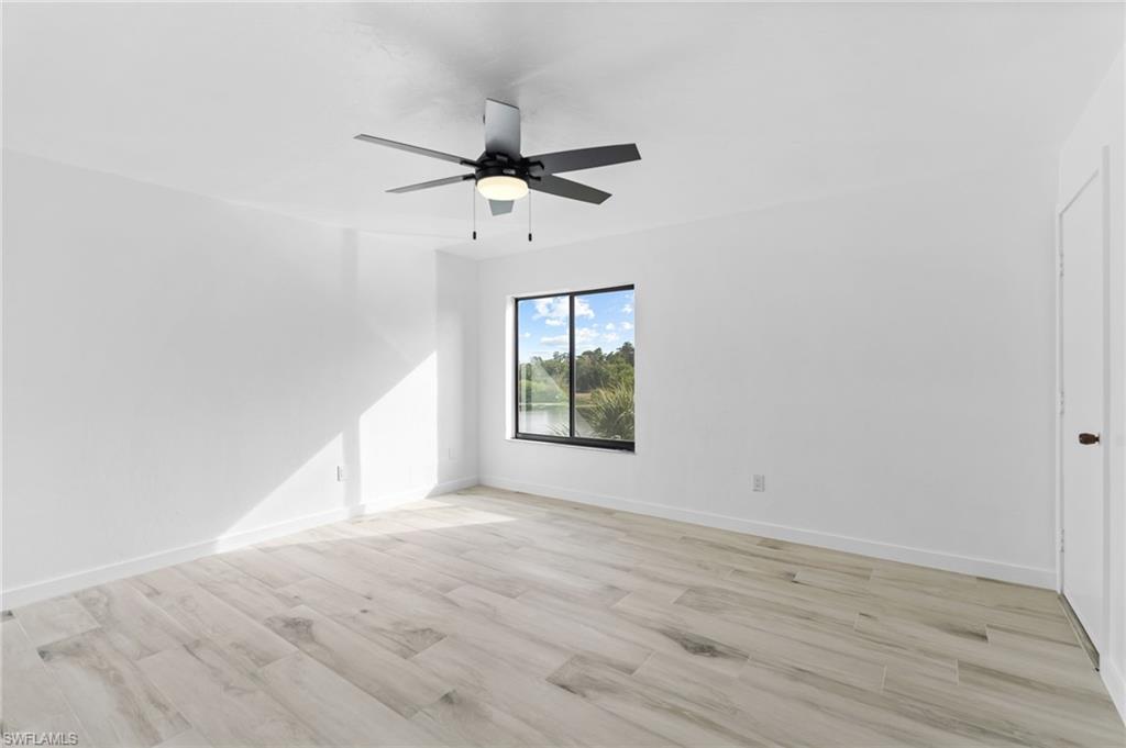 2067 W Lakeview Blvd 8 Property Photo 13