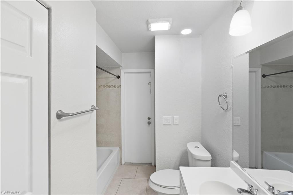912 Lincoln Ave Property Photo 22