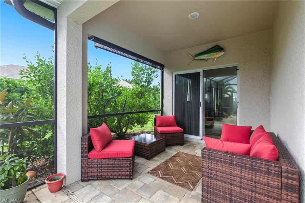 314 Se Van Loon Ter Property Photo 21