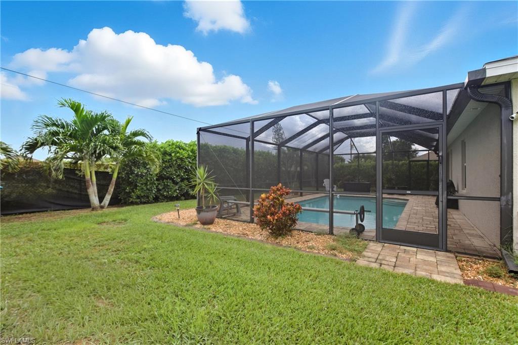 314 Se Van Loon Ter Property Photo 24