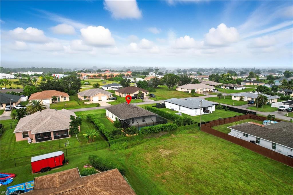 314 Se Van Loon Ter Property Photo 31
