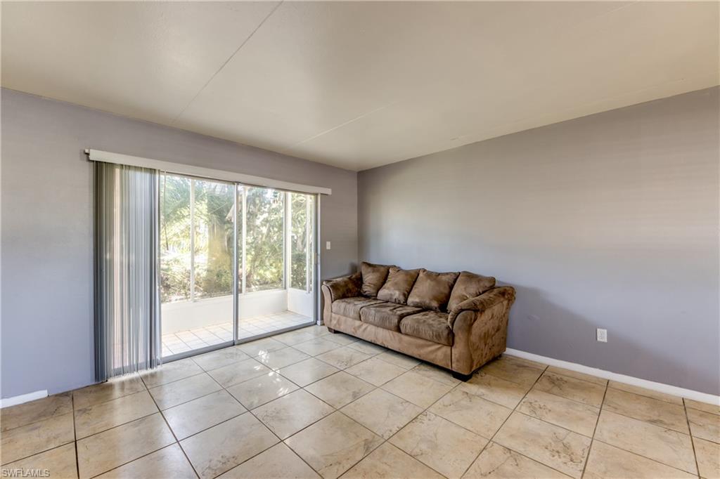 1003 Tropic Ter Property Photo 10