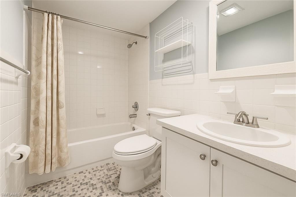 4213 Palm Tree Blvd 9 Property Photo 6