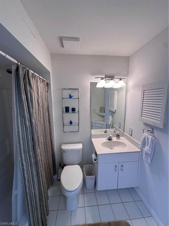 12061 Summergate Cir 204 Property Photo 11