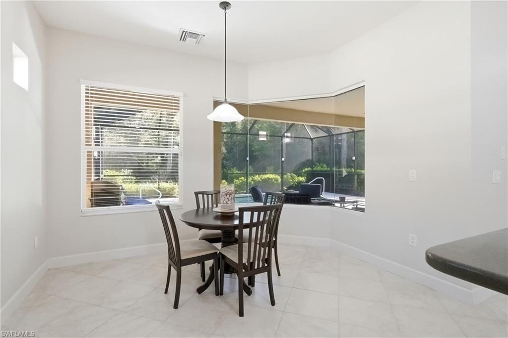 11225 Lithgow Ln Property Photo 6
