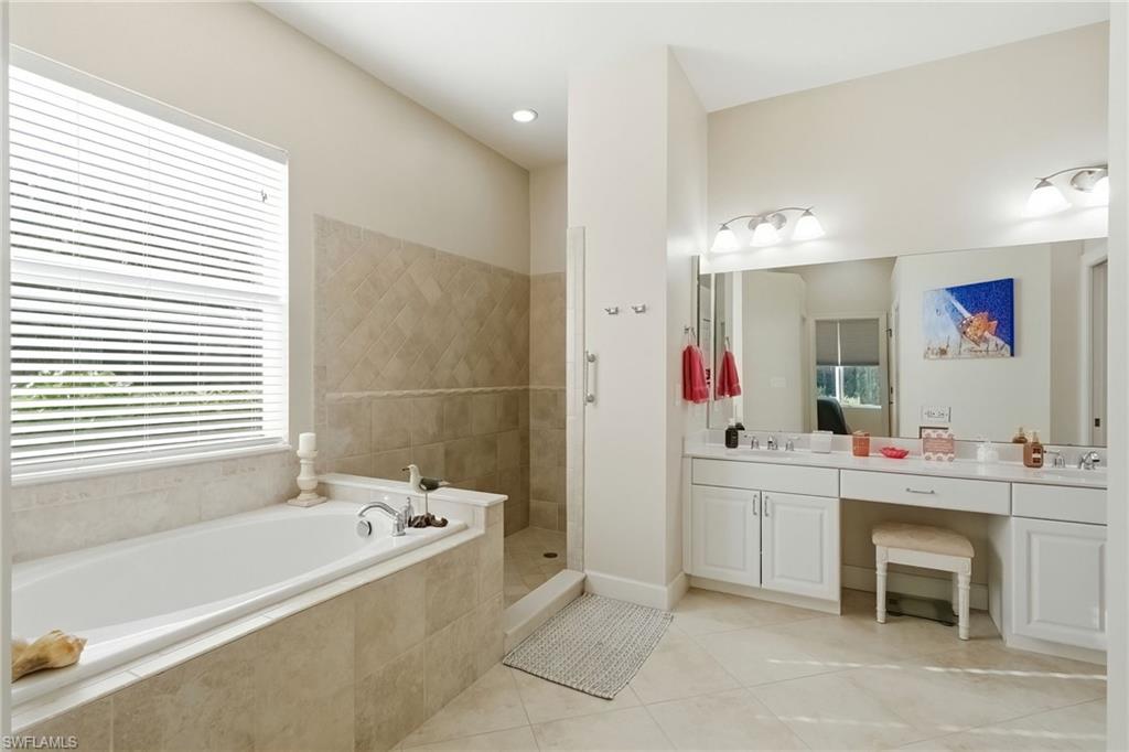 11225 Lithgow Ln Property Photo 16